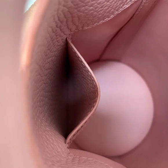 NWOT Tiffany & Co. Rose Pink Heart-Shaped Crossbody Bag - Picture 8 of 14